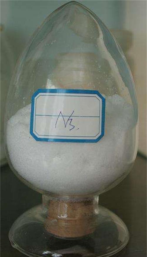 叠氮化钠是一种剧毒性的防腐剂,在实验室中也有诸多用处,他之前接手的