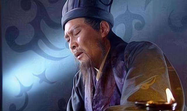 李严劝诸葛亮加九锡为何诸葛亮却说九锡算啥十锡都不是个事