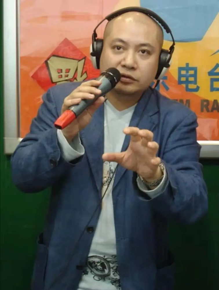 广东电视台节目主持人郑达欲功成身退,何浩鹏正在取而代之插图3