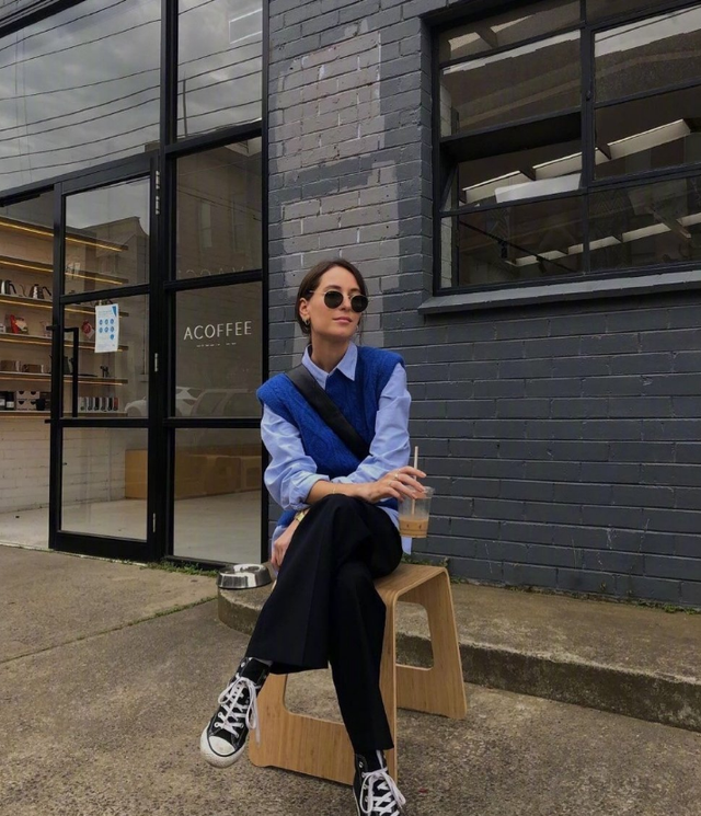 墨尔本博主jessicaalizzi小个子女生穿搭风格 时髦随性的时尚feel