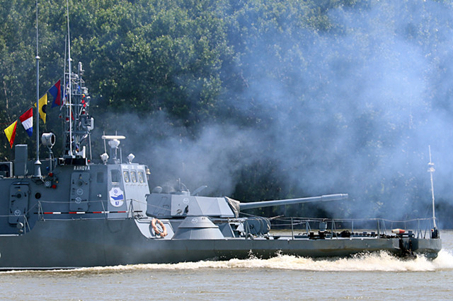 罗马尼亚米哈伊尔科格尔尼恰努级内河炮艇船小火力凶猛