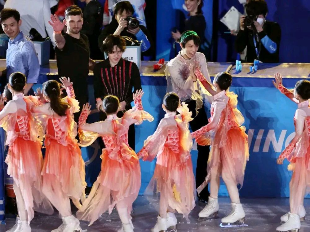 展现自信精神，北京冬奥会的成功，带着一丝丝温情香港同志
