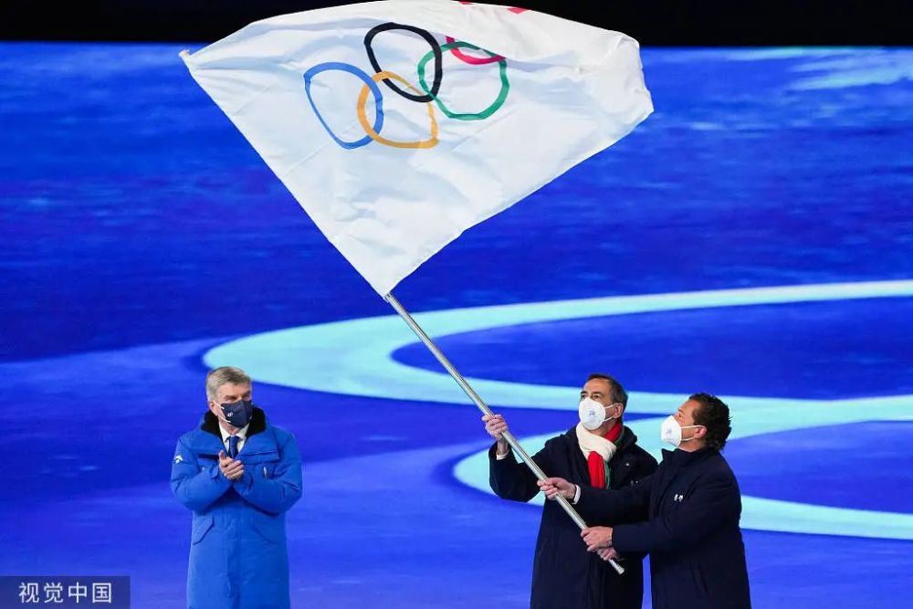 展现自信精神，北京冬奥会的成功，带着一丝丝温情香港同志