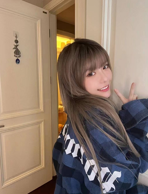 这句话一出,不知道的所以趁自己还在的时候多看一看周淑仪说水友们