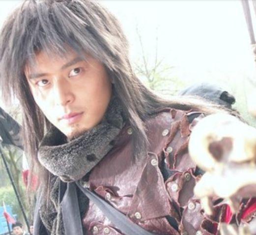 风云里的断浪年轻时颜值秒杀现在一片小鲜肉出道20年却没火