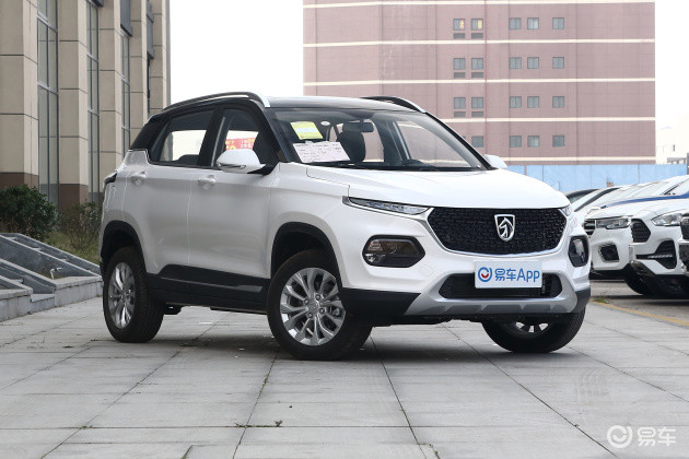 小鲨帮选车 极智魅力中高级小型suv 狠心花5 38万入手宝骏510 腾讯新闻