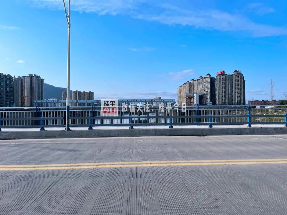 到了桂平相关部门对其进行加固为了行人的安全至今已经三十多年郁江大