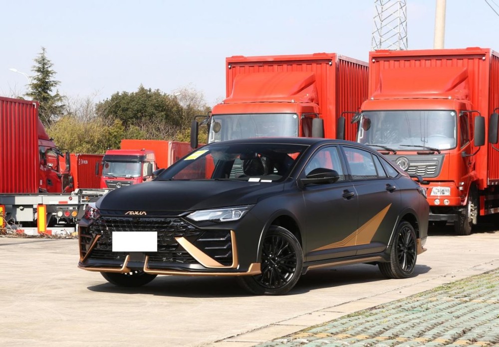 东风风神奕炫max15t暗夜锋芒版上市售价1179万元你怎么看