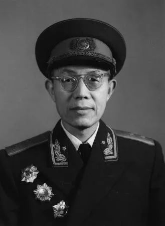 曹里怀中将:守护千里河防开国中将唐天际:智勇双全谋初心朱良才上将