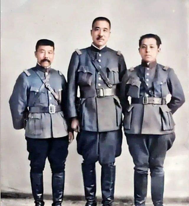 张宗昌的姨太和副官幽会,被张堵在卧室,张的做法令两人惊掉下巴_腾讯