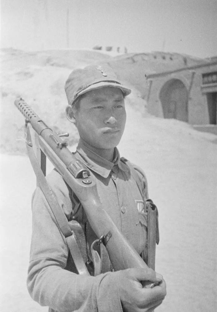 拍摄于1944年的老照片,大多都是绝版_腾讯新闻