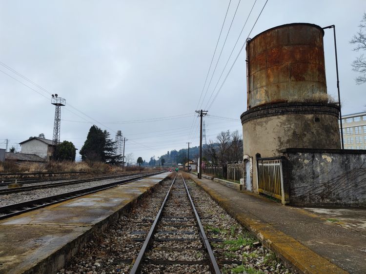 徒步百年滇越铁路之二大营村站到呈贡站走过线路最高海拔