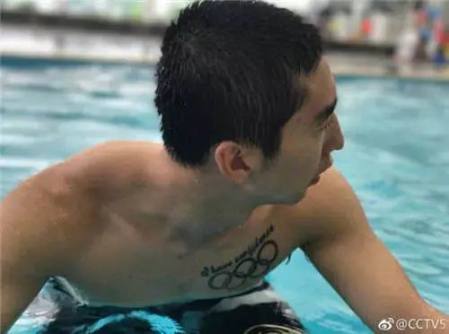 "曾经有人问武大靖:纹身的意义是什么?id | yryd115来源 | 一日一度