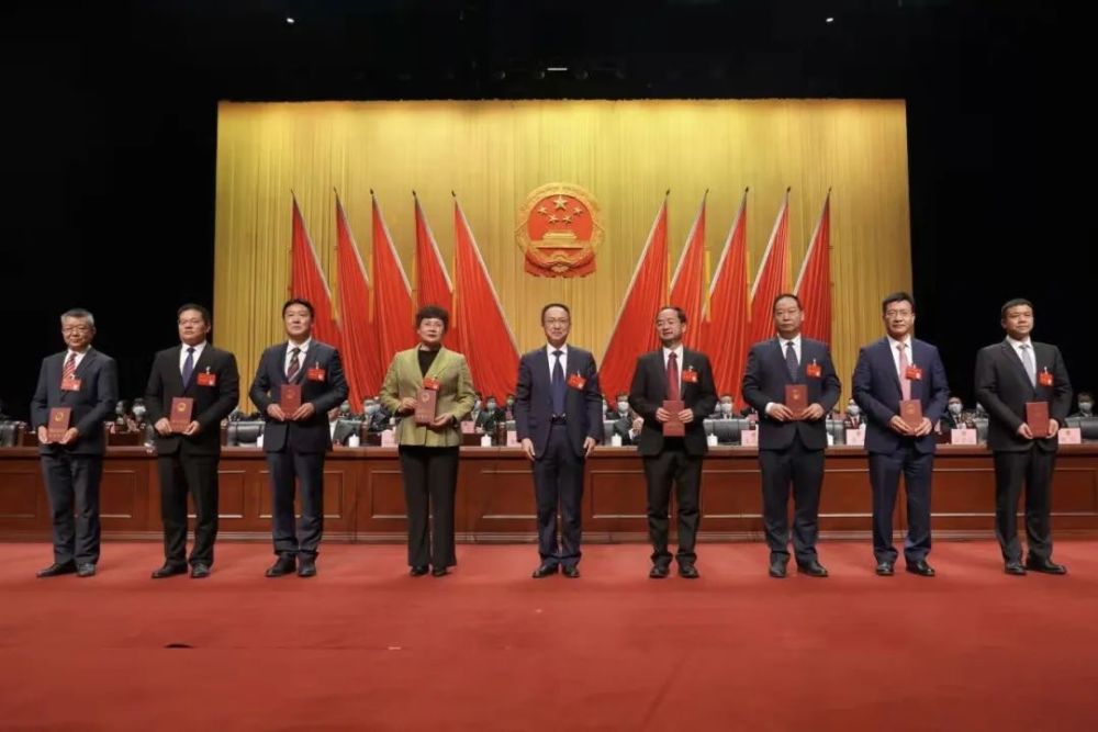 普洱市五届人大一次会议举行第三次全体会议_腾讯新闻