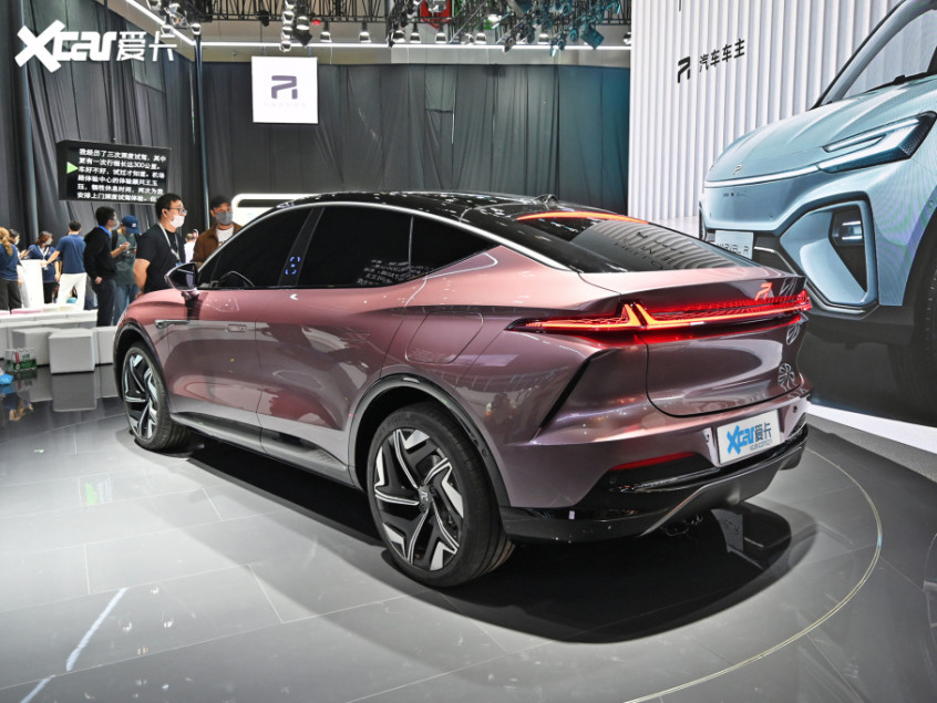 梅赛德斯-奔驰公司预计几年内将有纯电动汽车生产线易熙人是哪个机构