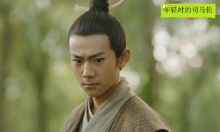 司马懿的蠢儿子与蠢孙子斗法蠢孙子一败涂地蠢儿子开启乱世