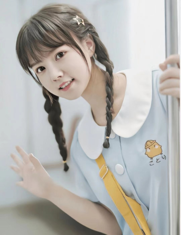 网红线下变了一个人