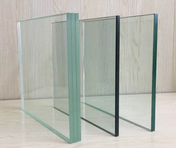 玻璃现货成交放缓纯碱中期趋势偏强