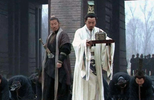 秦始皇明明叫嬴政为何他儿子却叫扶苏胡亥