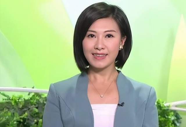 香港女主持自曝初步确诊出现症状多日仍带病工作引同事不满