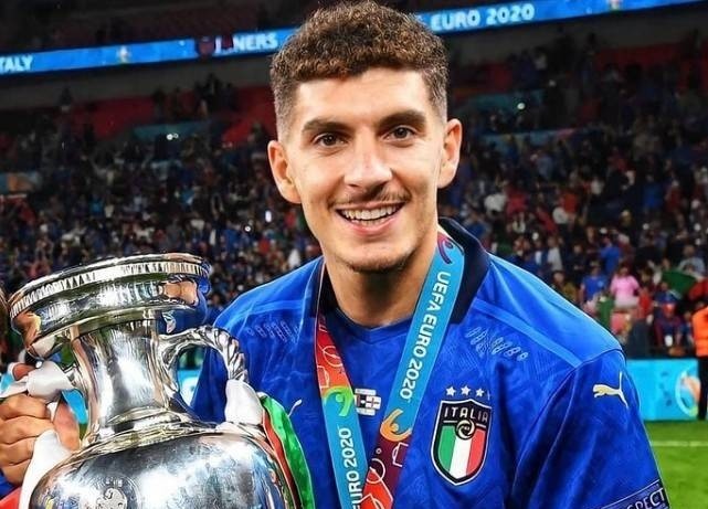 经纪人马竞一直对迪洛伦佐感兴趣