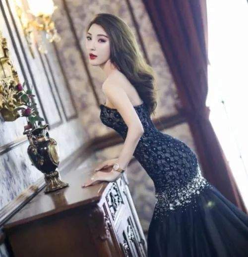 主播平荣偷逃税被罚六千多万,网友称大快人心,网红的底线在哪