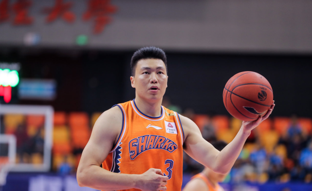 33岁的李根，这样告别CBA吗？_腾讯新闻