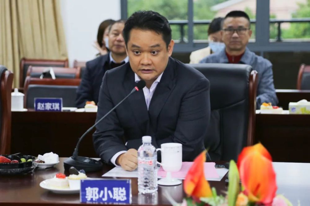 广州商学院与广东财经大学举行联合培养研究生签约仪式