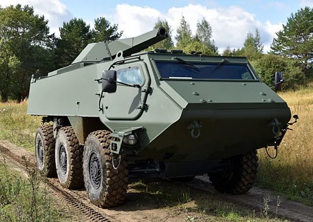 芬兰帕特里亚6×6装甲运兵车,简单可靠的装备