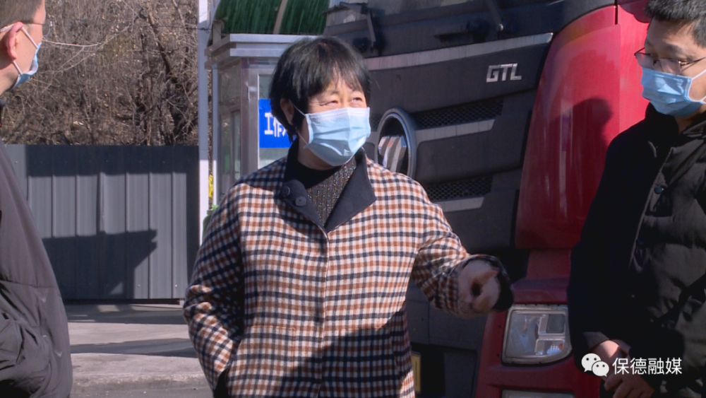 时政要闻吴润萍深入入保交通要道和县医院督导检查疫情防控工作