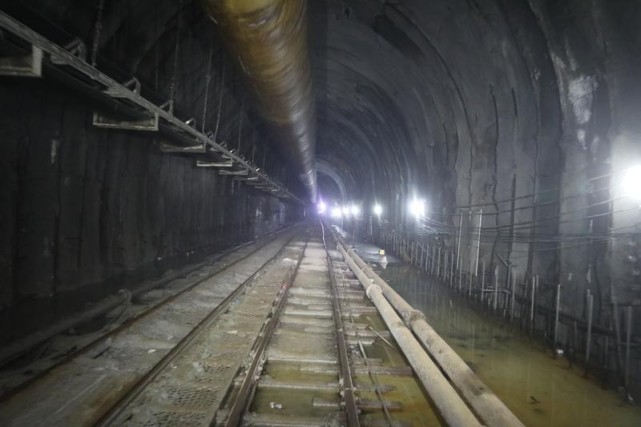 秦岭输水隧洞综合施工难度世界罕见 多项科技创新成果达到国际先进