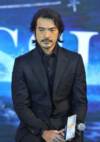 "亚洲首帅"金城武:颜值令陈冠希自愧不如,让刘德华深感自卑