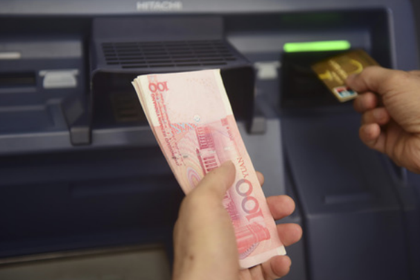 银行现金存取业务会消失吗解读银行积极探索人民币现金管理之道