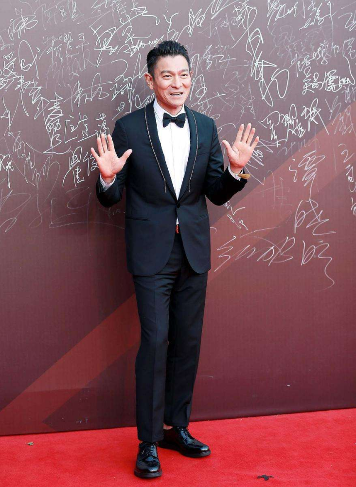 刘德华搭档最帅西门庆宁浩电影红毯先生开机讲人品