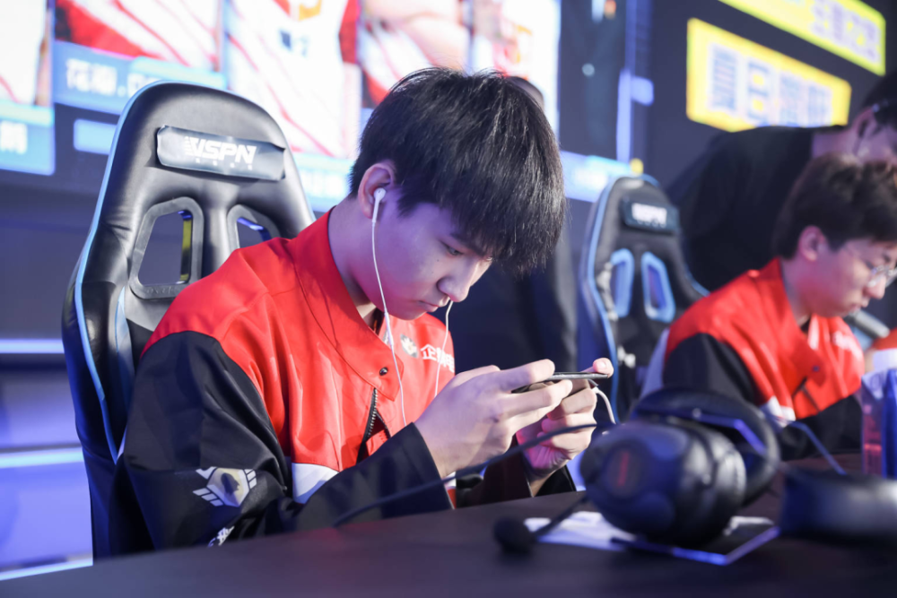 cfm冠军龙腾杯战舰迷航情久如何走出失利阴霾