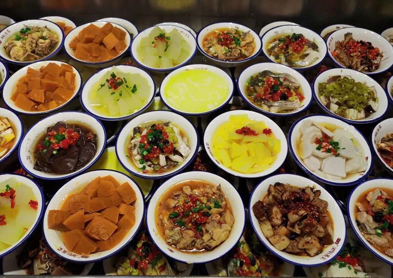 浏阳蒸菜中的一道经典菜品豆豉辣椒蒸五花肉