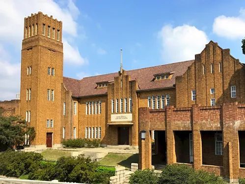 將來爭取考進拔萃女書院,馬利諾修院學校等名氣在香港如雷貫耳的中學