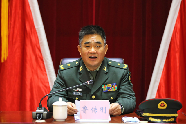 云南省军区司令员鲁传刚任云南省委委员常委