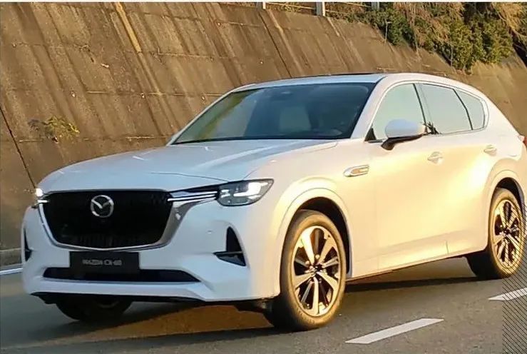 马自达真造豪车了 内饰nappa真皮 枫木 2 5l插混可达300马力 导购 天天看点