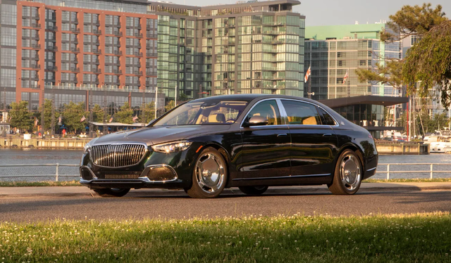 Mercedes-Benz - The Art of Creating Desire. The unique two-tone color  combination created for #ProjectMAYBACH continues into the interior of our  Mercedes-Maybach S-Class MAYBACH by Virgil Abloh with an identical  two-tone color