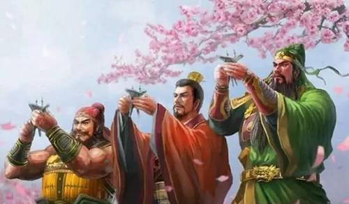 桃园三结义中卖草鞋的刘备为何能被称为老大