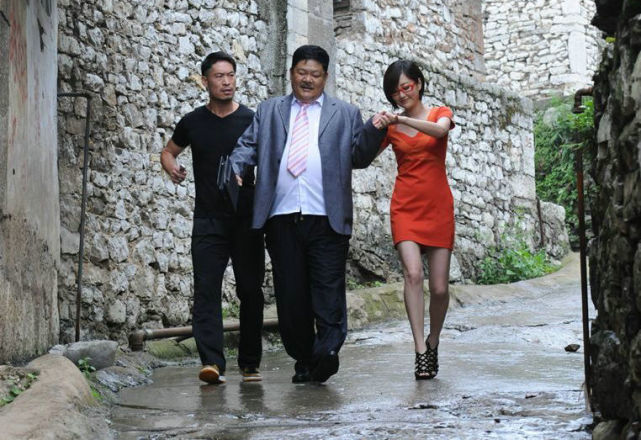 令妃刘晓晔参演人世间剧情过半无人识镜头不超过10个