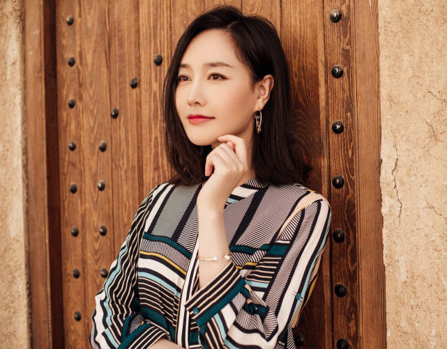 "令妃"刘晓晔参演《人世间》:剧情过半无人识,镜