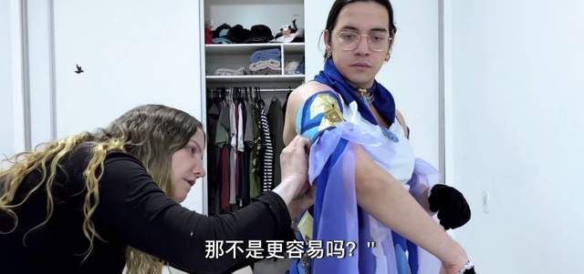 特效,把自己cos的人物用电脑特效还原出来,此前他还原的宇智波带土