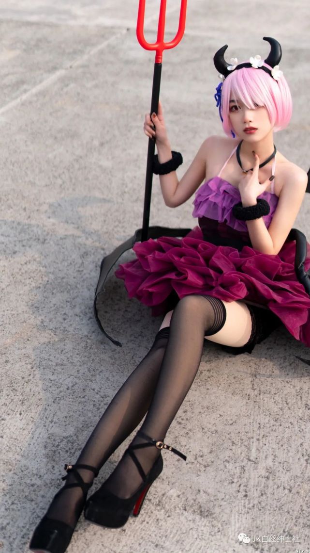 cos:蕾姆恶魔手办cos正片@北决