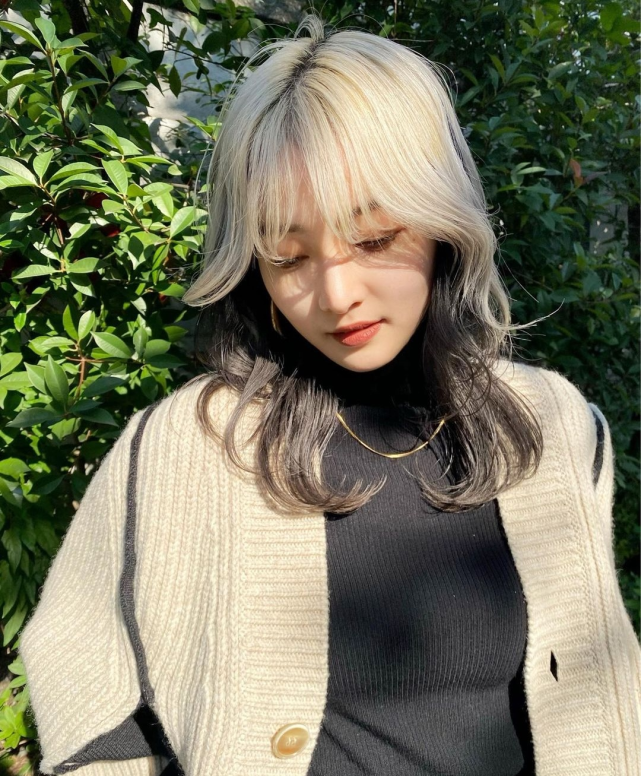 2022最吸睛发型半头染