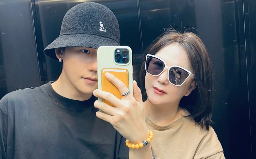 好孝顺刘维暂停工作陪护患癌母亲感慨现在轮到我照顾你了