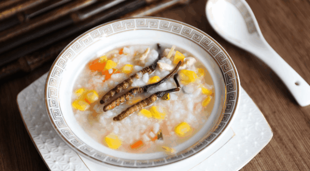 虔草虫草初春养生膳食汤日常食补好营养