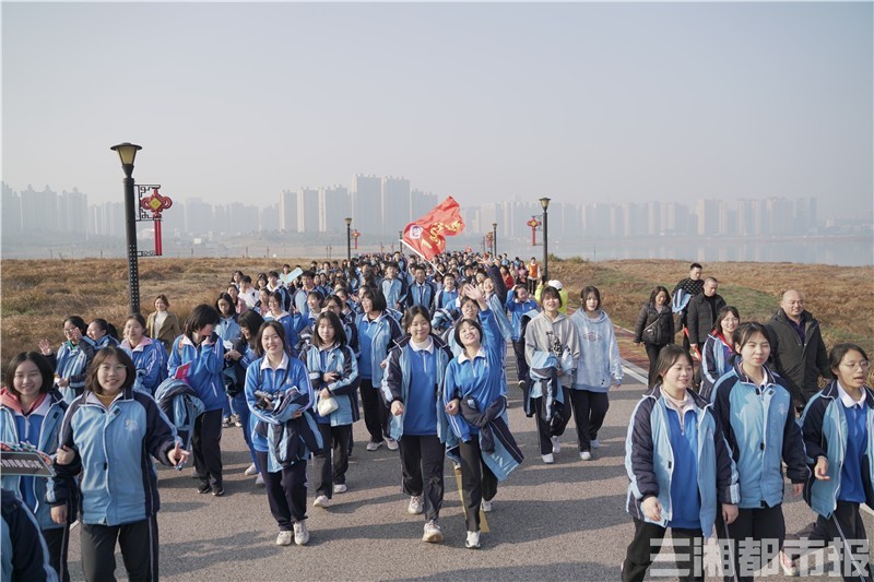 奔跑吧高三图片