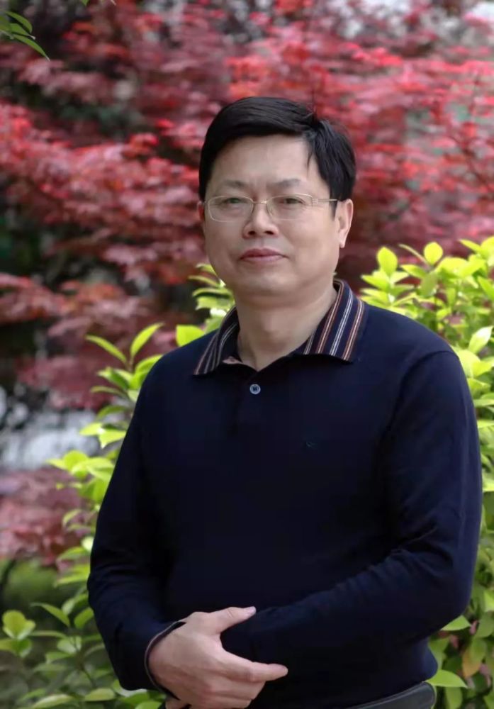 热烈祝贺我县摄影协会会员徐志成加入中国摄影家协会